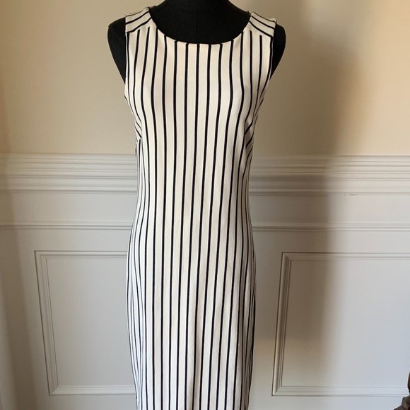 Banana Republic Dresses & Skirts - Striped dress